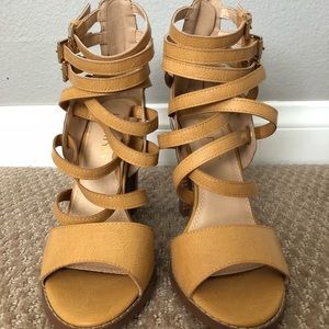 Cute Camel Brown Strappy Heels